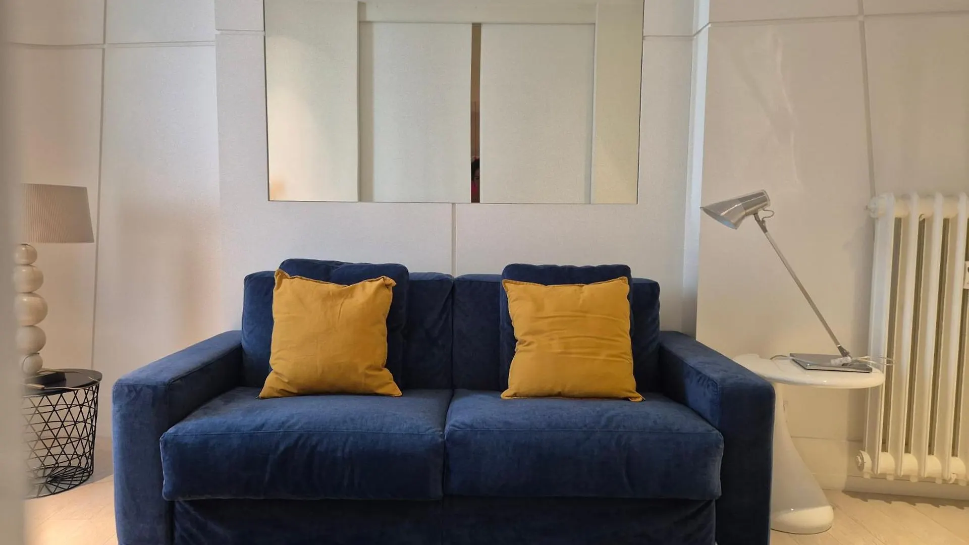 Apartment Ferienwohnung Attico Cavour Prati, Vicino Piazza Navona, Castel Sant'Angelo E San Pietro Rom Italien