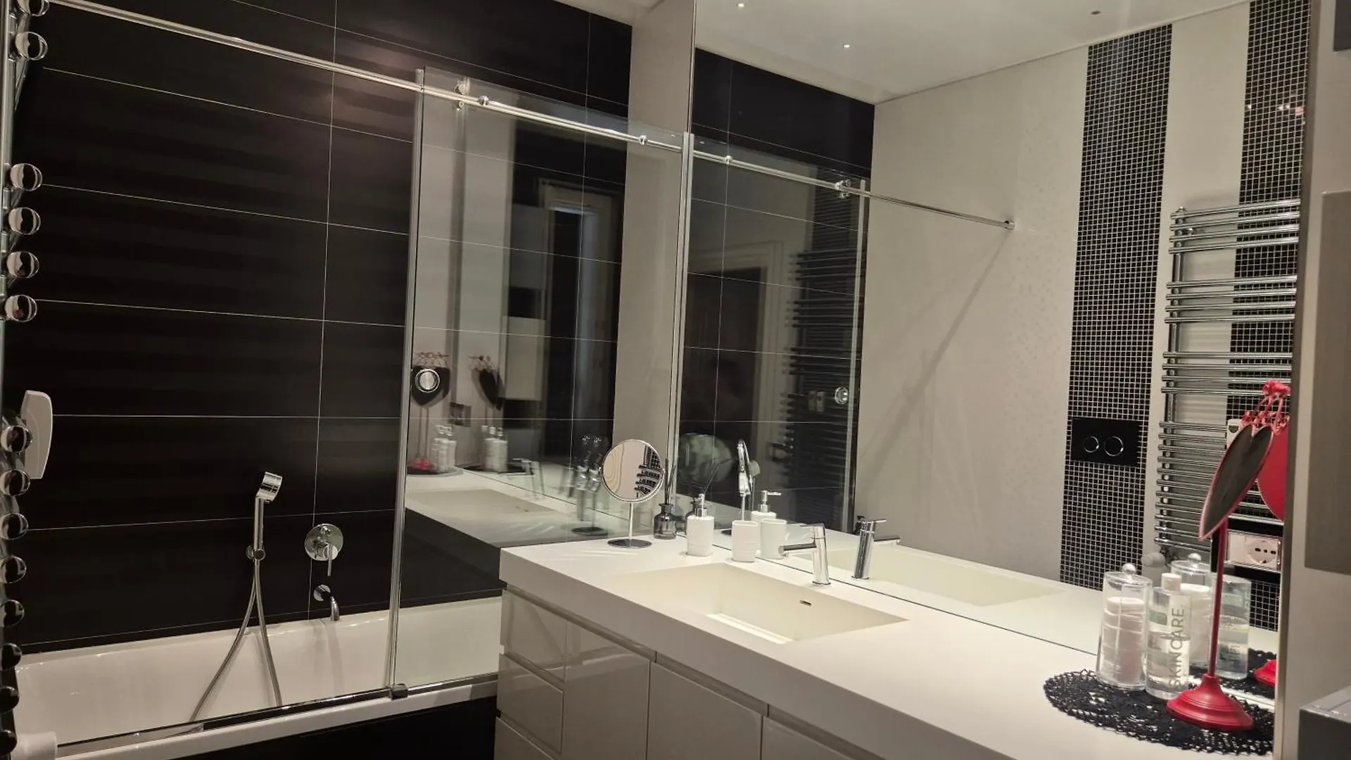 Ferienwohnung Attico Cavour Prati, Vicino Piazza Navona, Castel Sant'Angelo E San Pietro Rom Apartment